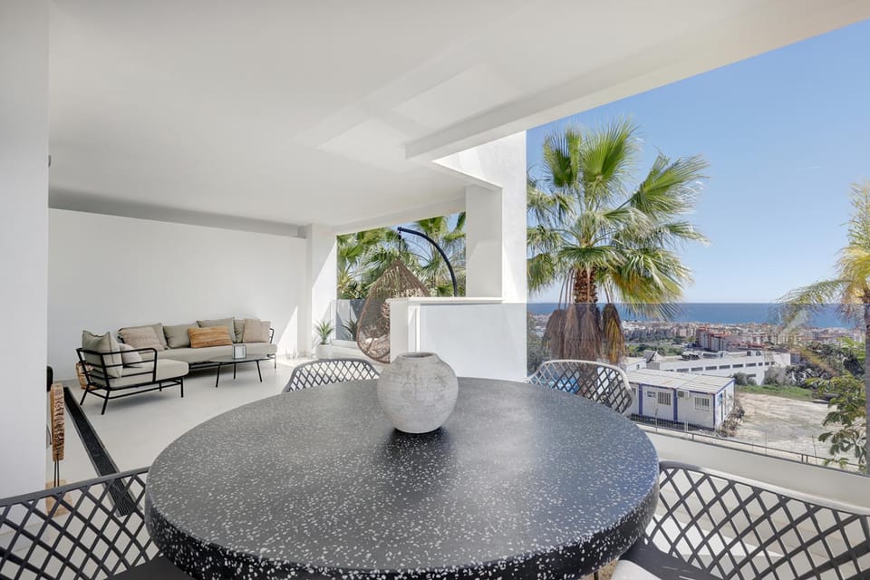 2 Bedroom Apartment @Estepona Hills With Sea View! Apartment in Costa del Sol
