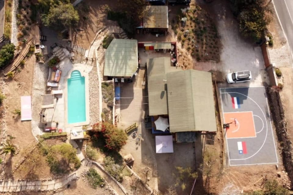 BUHO Cabin Studio BBQ Kitchen Parking Pool Cabin in Coquimbo Region