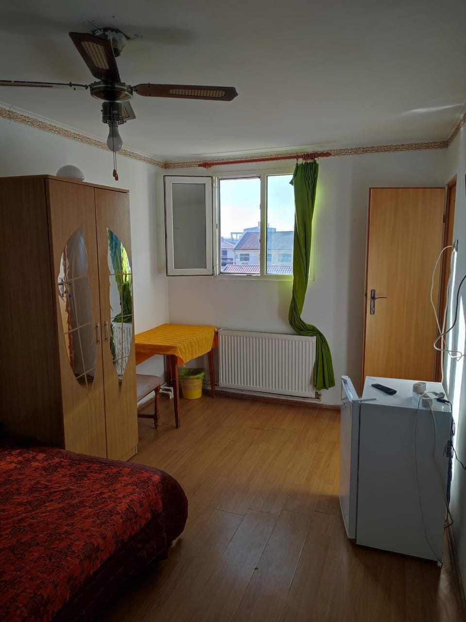 Hostel EMY Camere cu baie proprie aproape de plaja 3 Papuci Vacation rental in Constanta