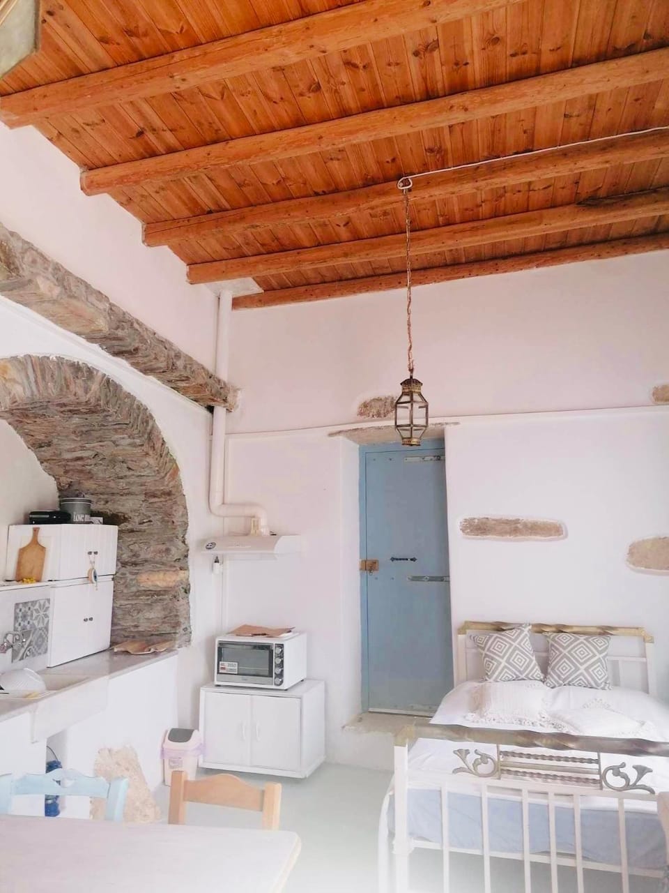 Naxos Mountain Retreat - Tiny House Build on Rock Apartment in Decentralized Administration of the Aegean