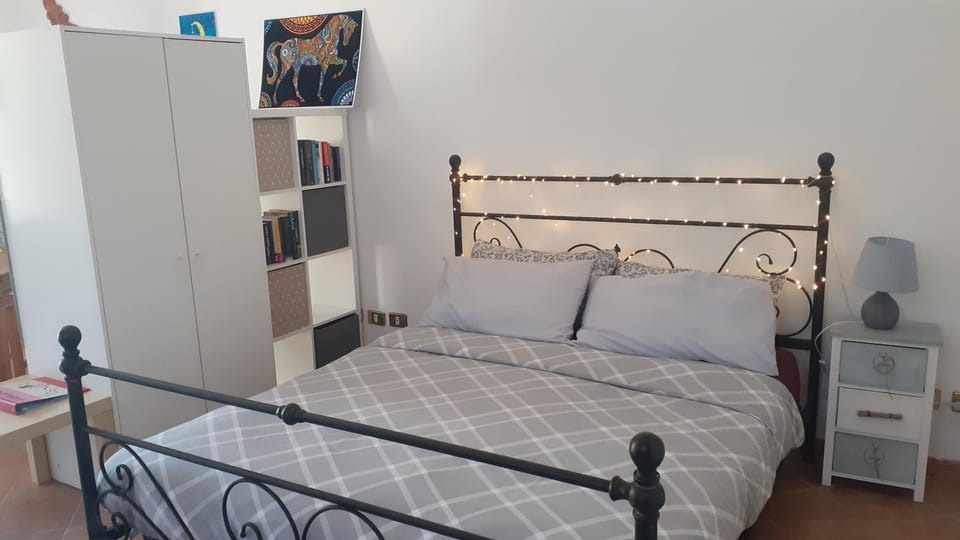 Bed, Bedroom, wardrobe