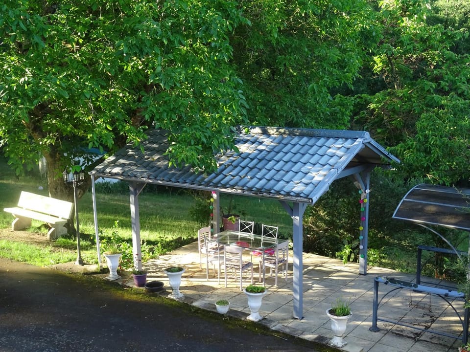 Natural landscape, BBQ facilities, Garden, Garden view