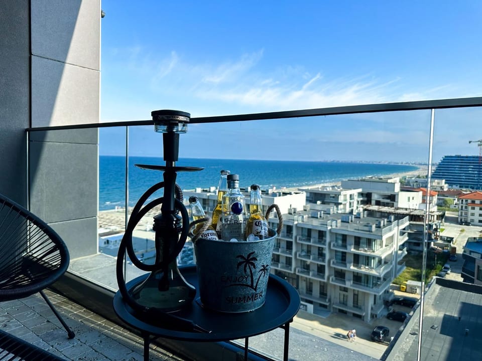 View (from property/room), Balcony/Terrace