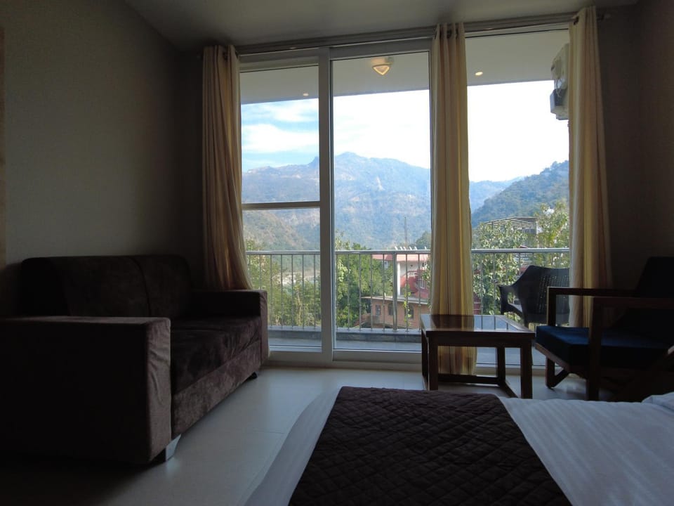 Seating area, Mountain view