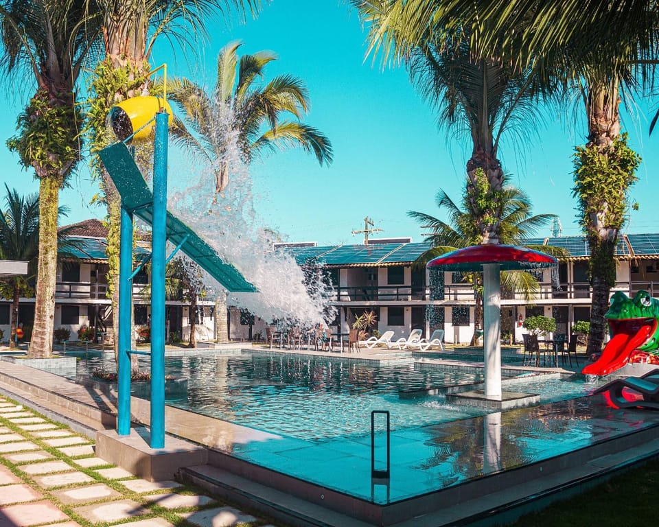 Pool view, Entertainment
