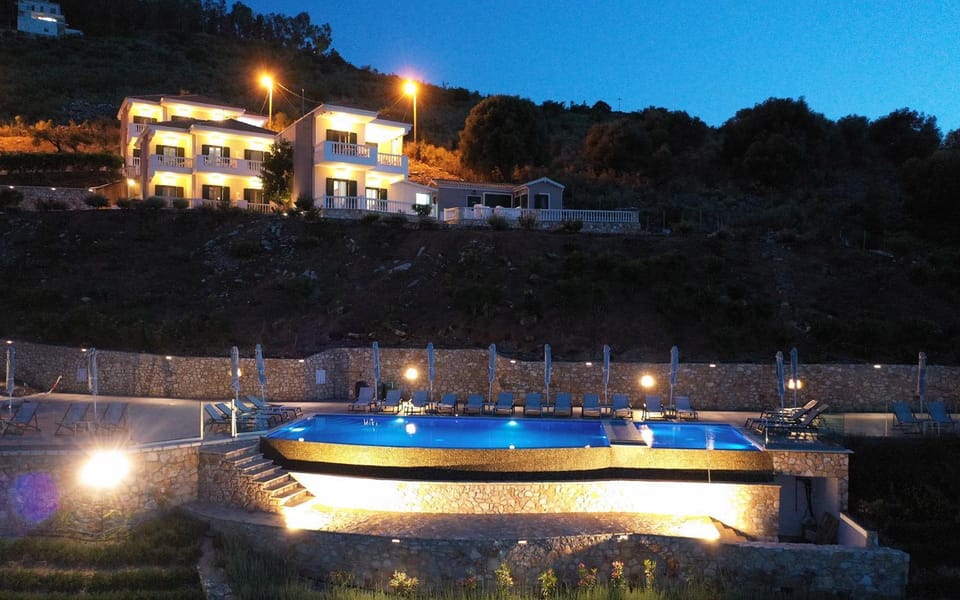 Pool view, Swimming pool, Swimming pool