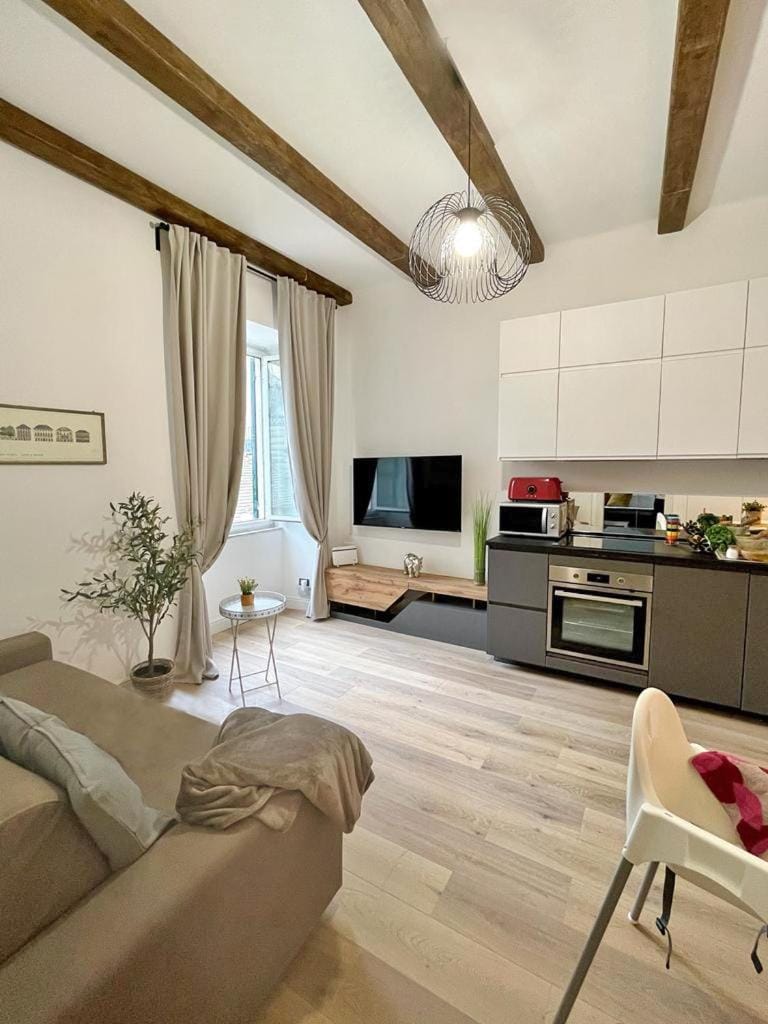 Happy Family Apartments Vigne Apartment in Genoa