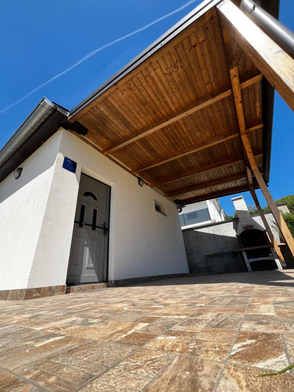 Property building, Day