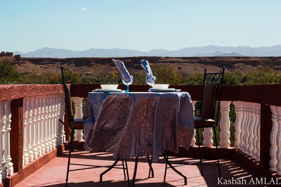 Day, Natural landscape, View (from property/room), Balcony/Terrace, Balcony/Terrace, Dining area, Mountain view, Internal: Not applicable to any particular room