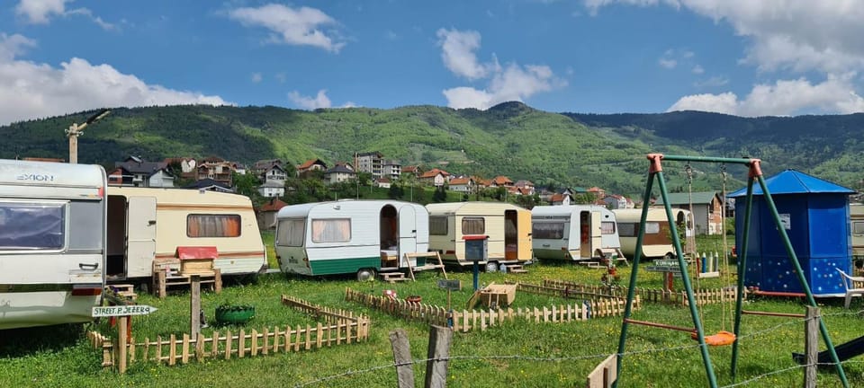 Restaurant/places to eat, Garden view