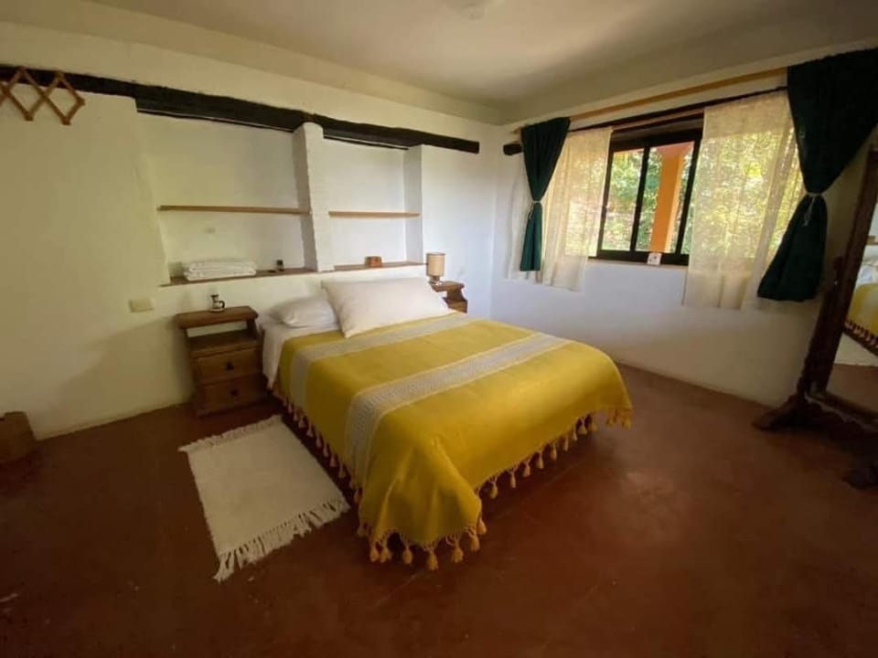 Casa Tía Jane House in Valle de Bravo