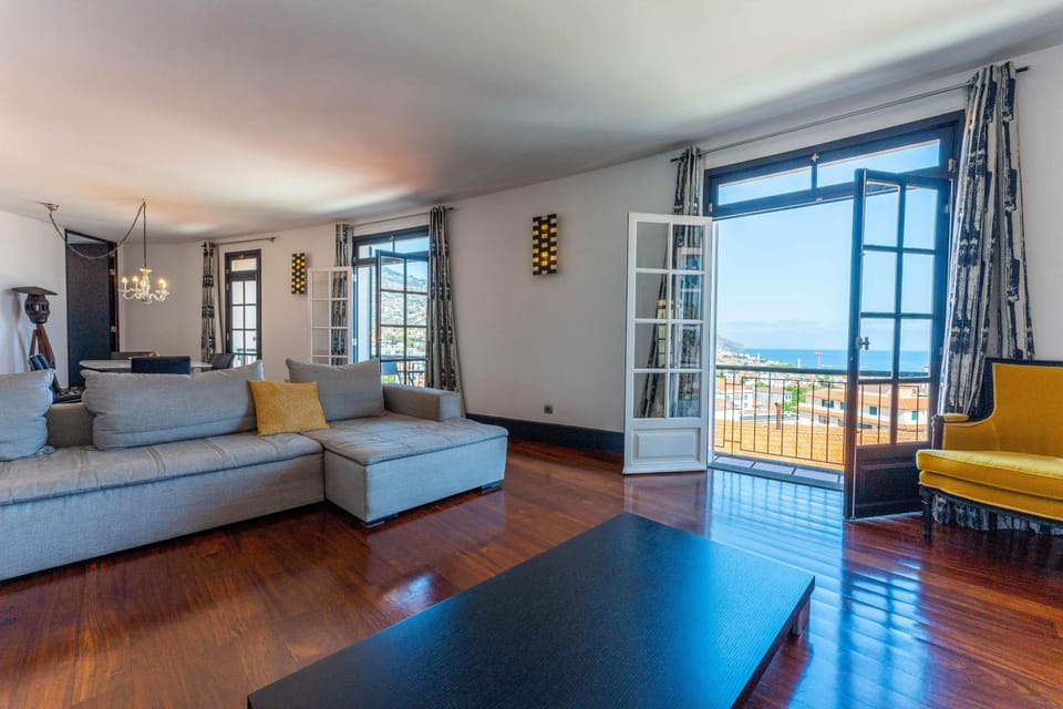 FLH Funchal Artistic Apartment with Balcony Apartment in Funchal