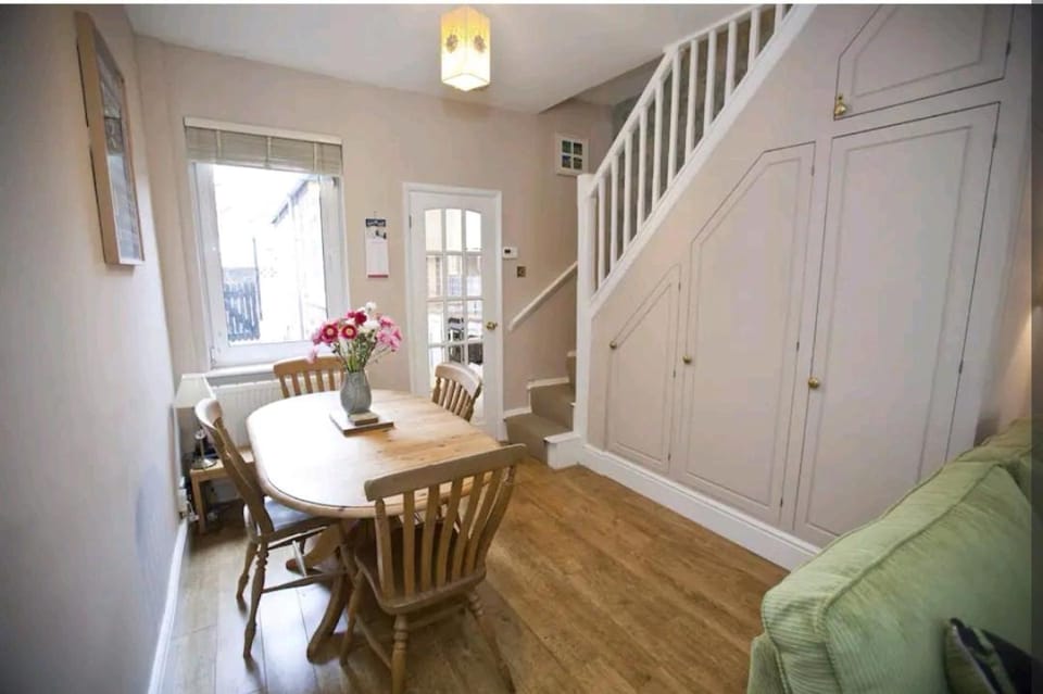 Cosy little home just outside York city walls House in York