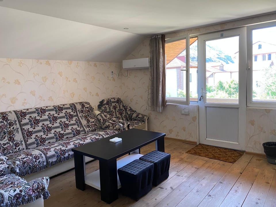 Guest House Nana Apartment in Tbilisi