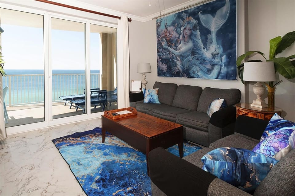 Beachfront, Free Beach service, Master on Gulf-Pcb Apartment in Long Beach