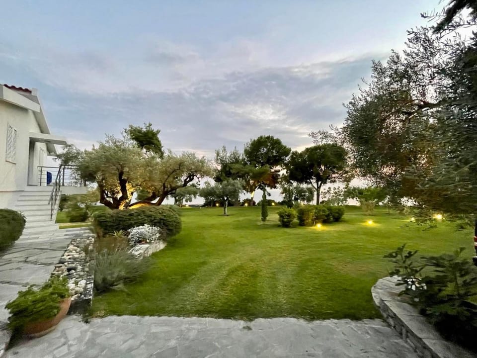 Dream sea front summer Vila Villa in Halkidiki