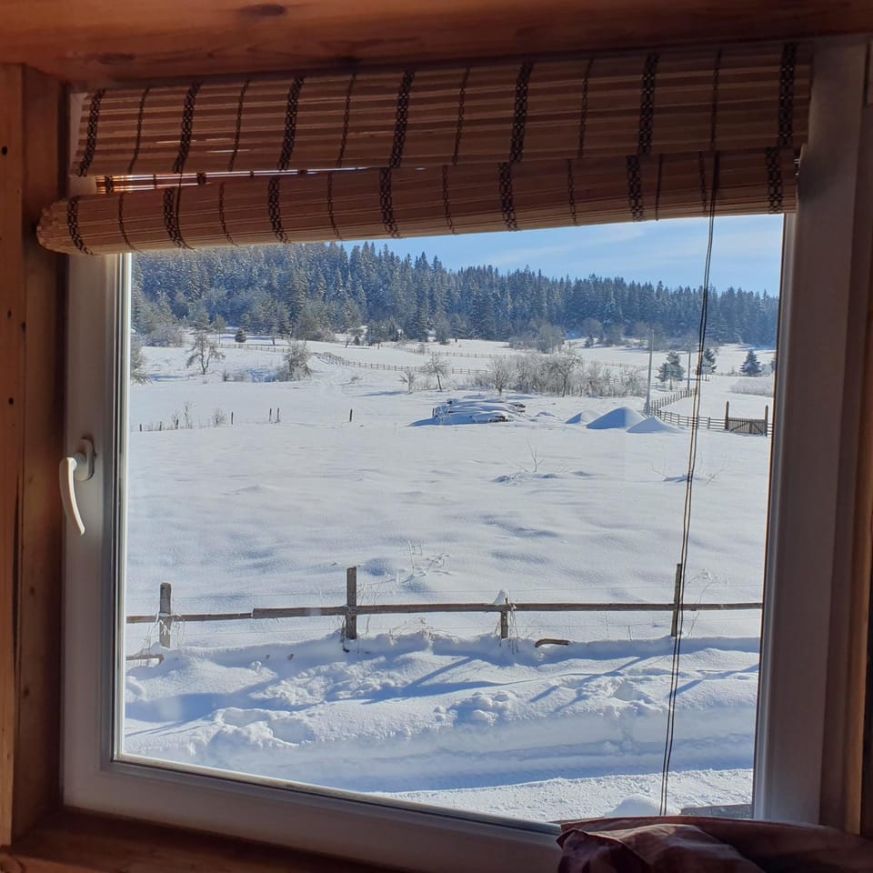 Planinska koliba Ajdanovici Jelovac Nisicka visoravan Chalet in Federation of Bosnia and Herzegovina