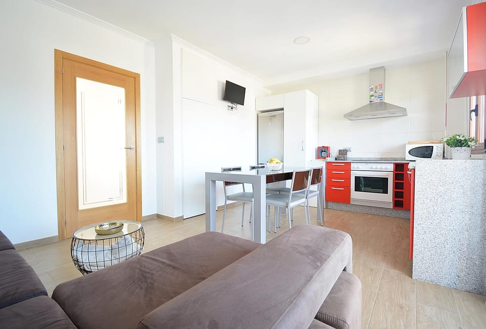 Kitchen or kitchenette, Living room, Dining area