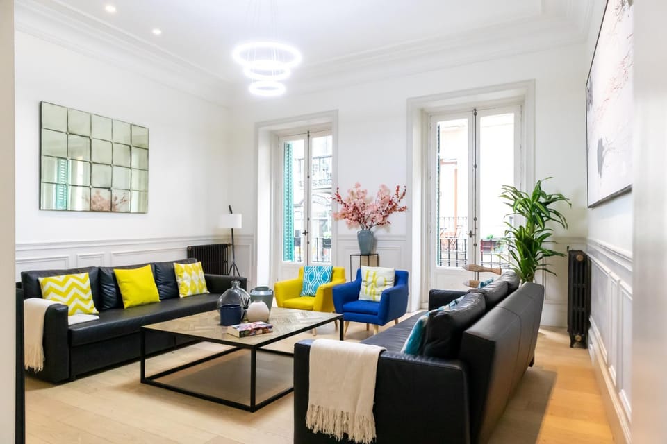Living room, Seating area