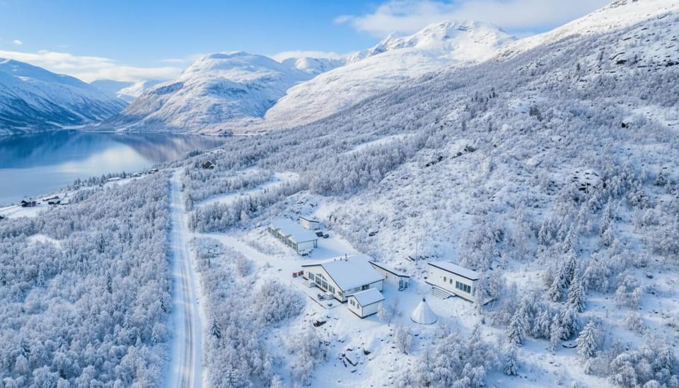 Property building, Winter, Area and facilities