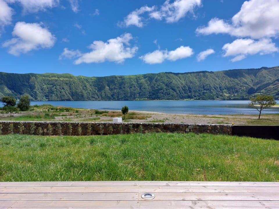 Balcony/Terrace, Lake view