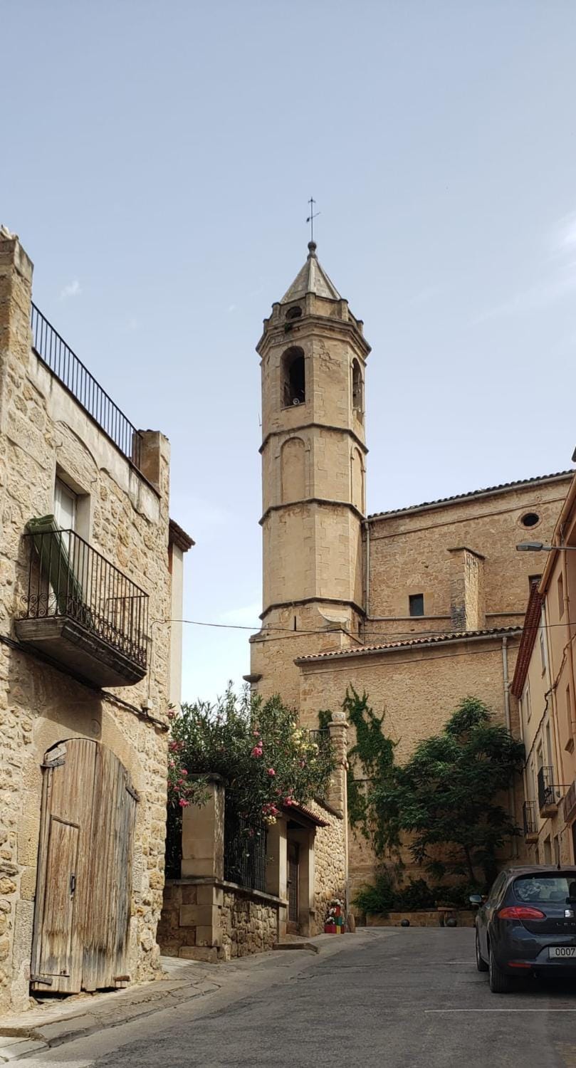 Nearby landmark, Neighbourhood
