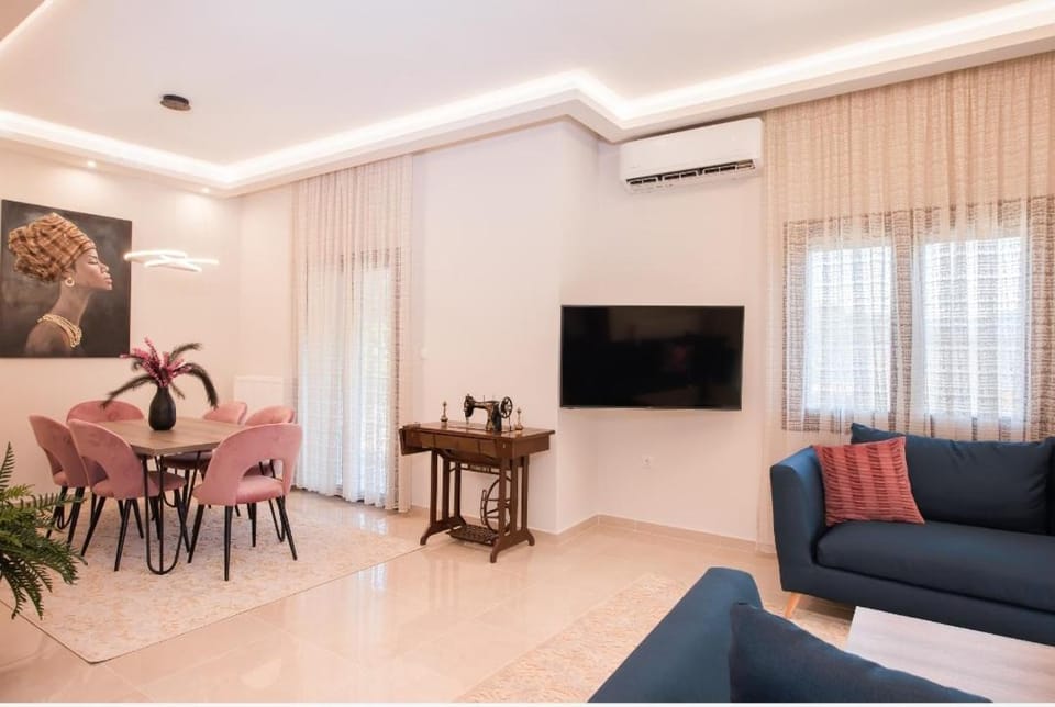 Luxury Moi Apartment in Bafra Village Apartment in Greece