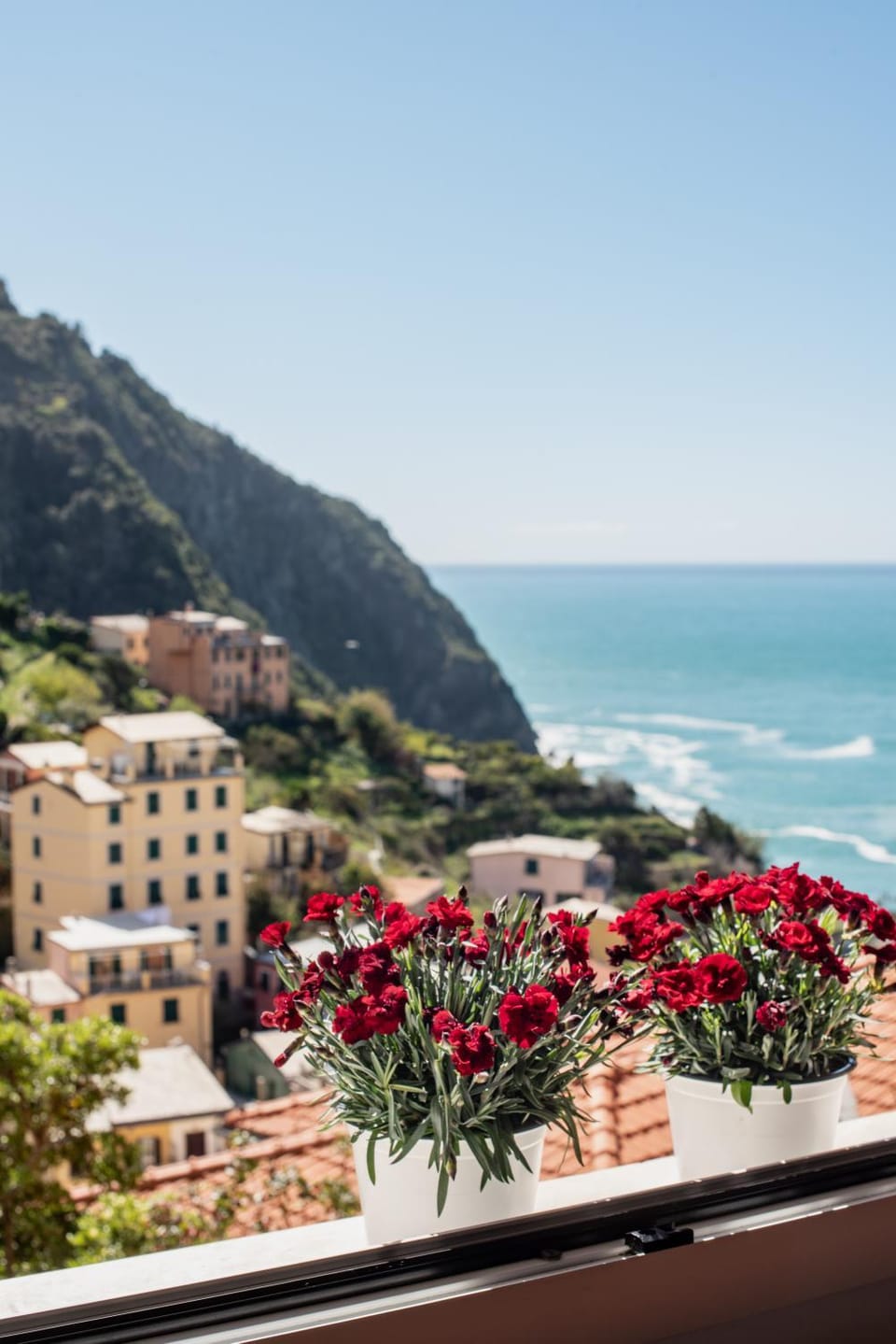 Nearby landmark, Day, Natural landscape, View (from property/room), Beach, City view, Mountain view, Sea view