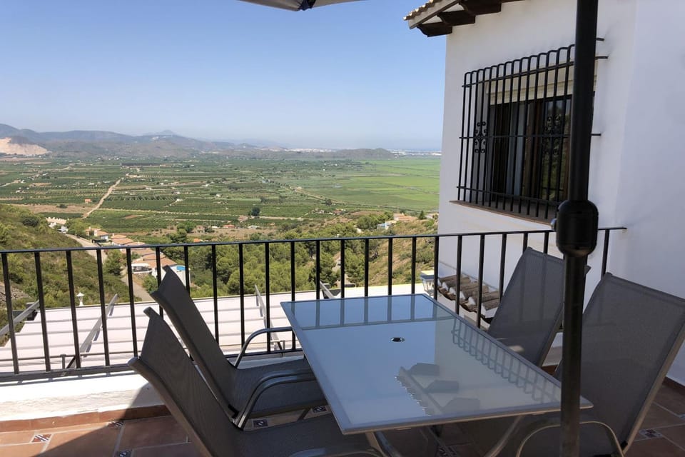 Villa Ventura - 4p, Pool Villa in Marina Alta