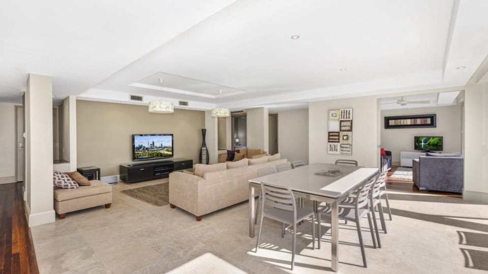TV and multimedia, Living room