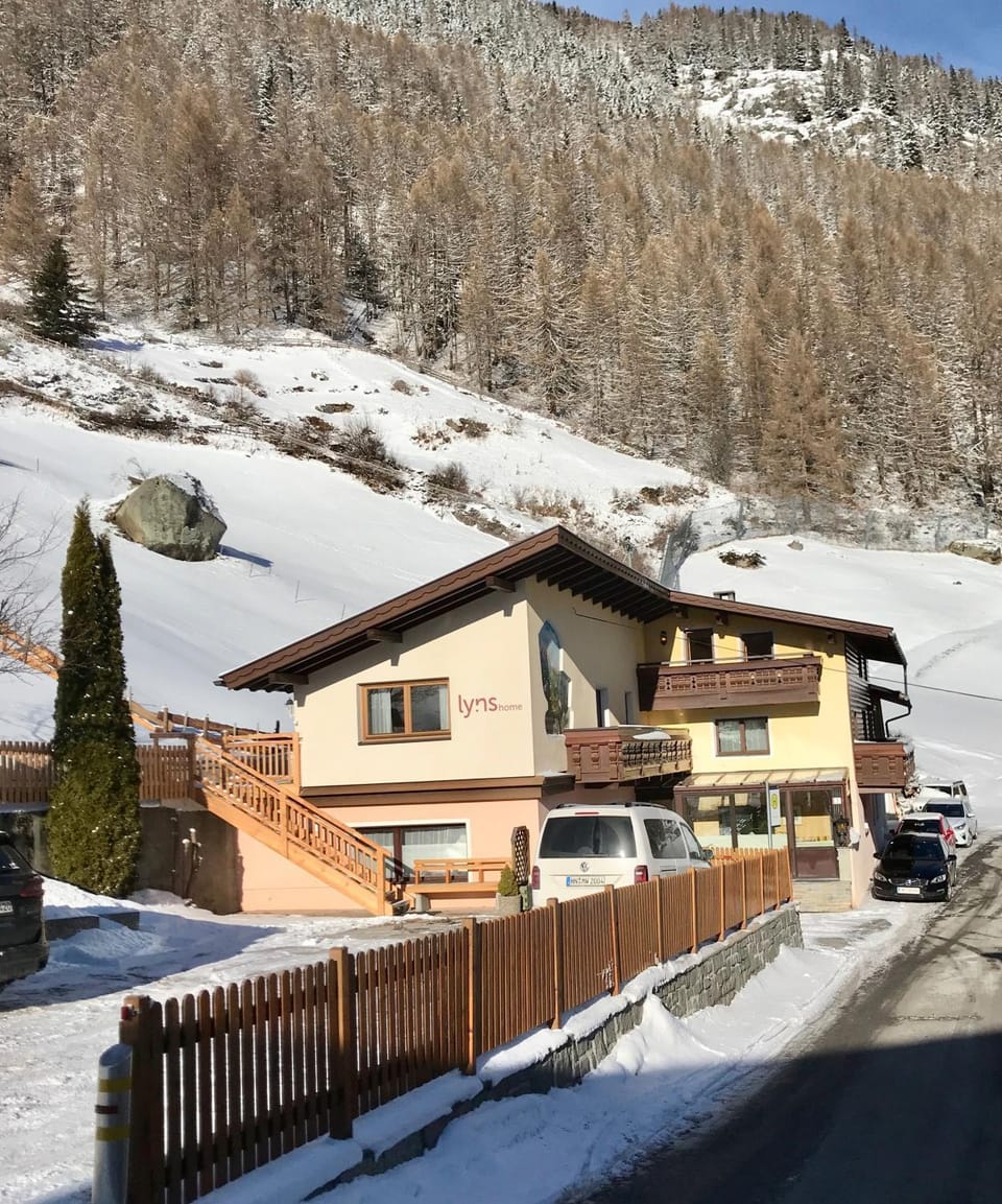 Property building, Winter