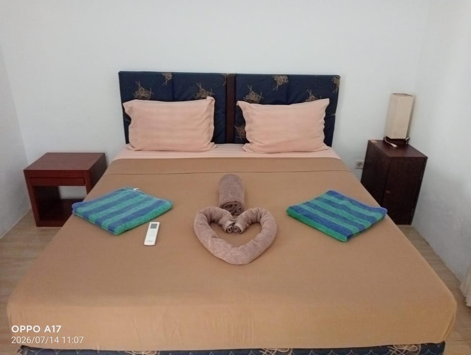 Ani Bungalows Bed and Breakfast in Pemenang