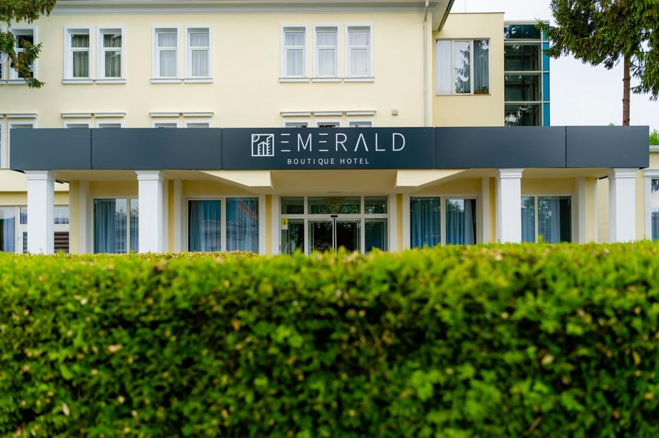 Emerald Boutique Hotel Hotel in Romania