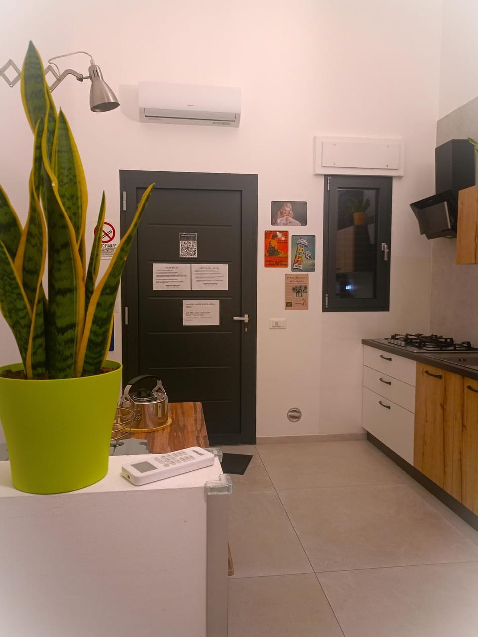 Kitchen or kitchenette, kitchen