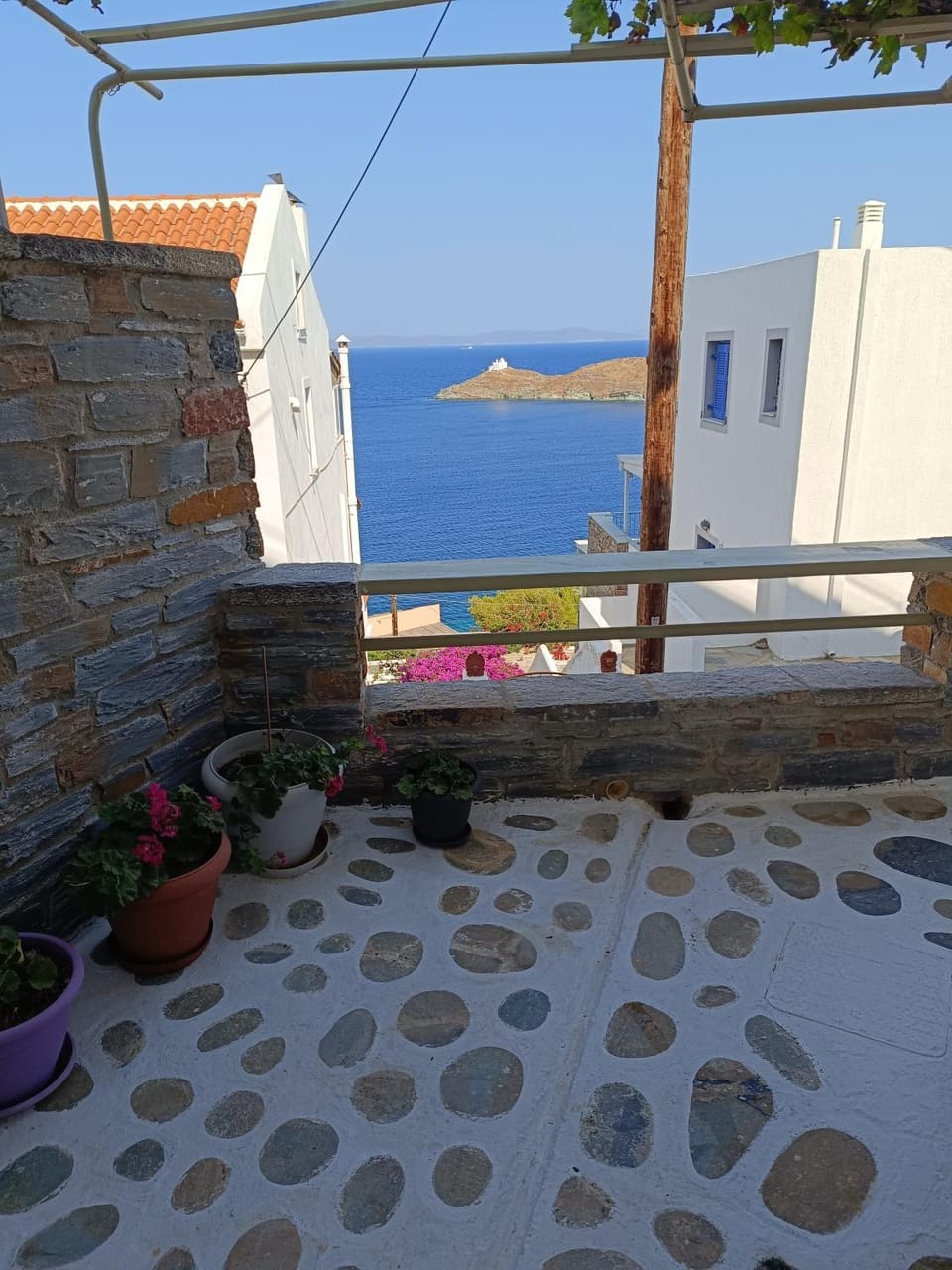 Meltemi Apartment in Kea-Kythnos