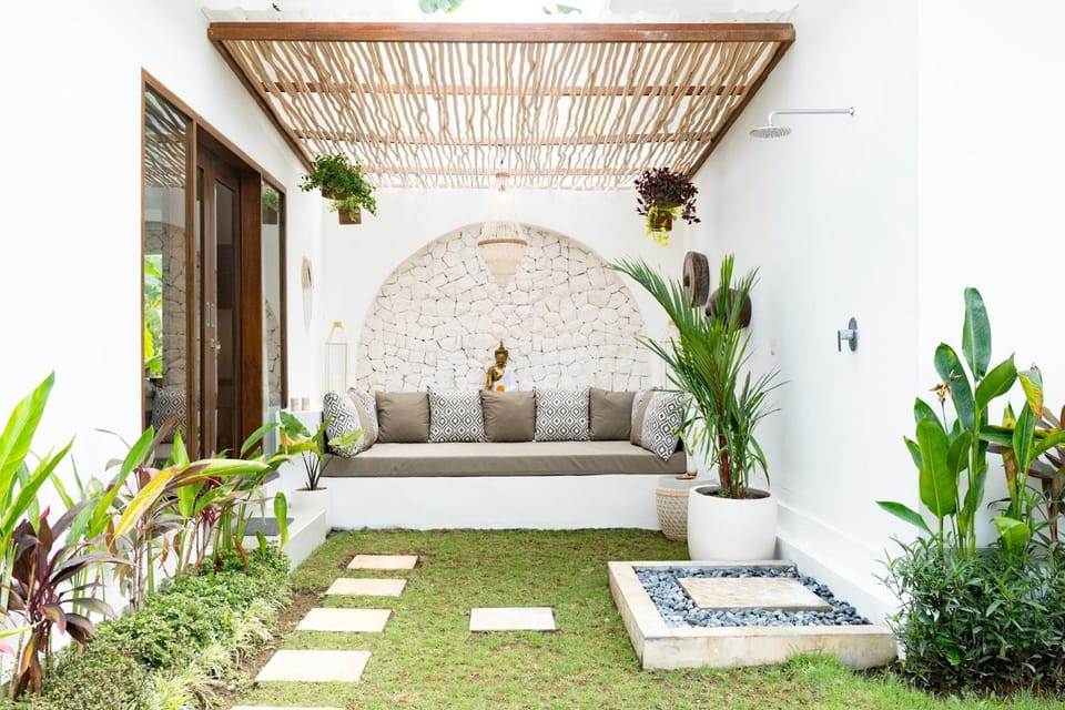 Day, Garden, Seating area, Garden view