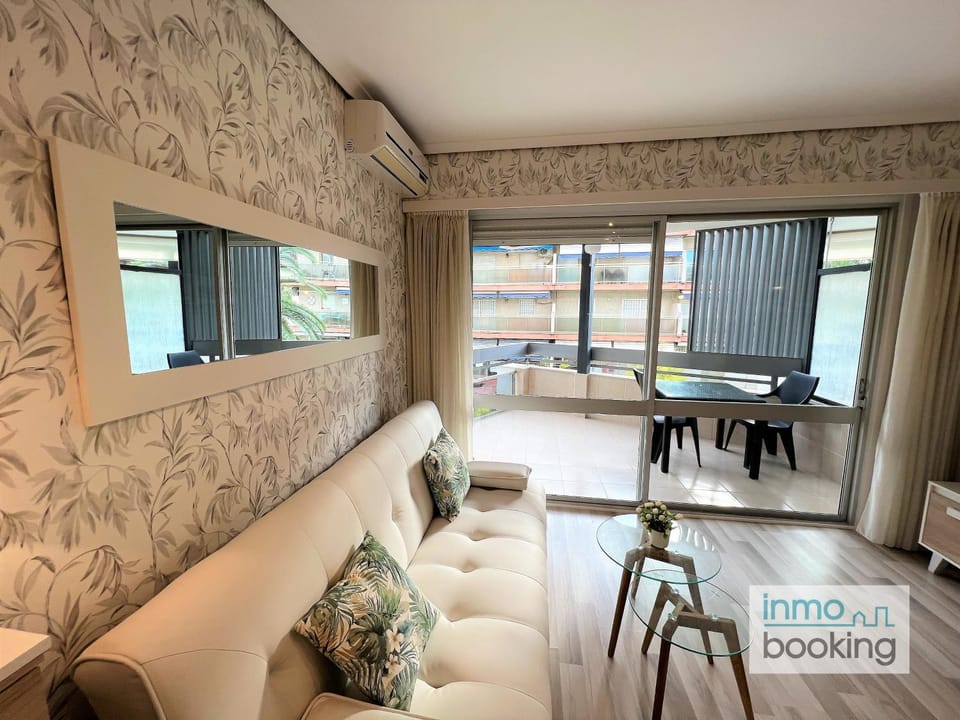 Solo Familias, apartamento climatizado y cerca de la playa Apartment in Salou