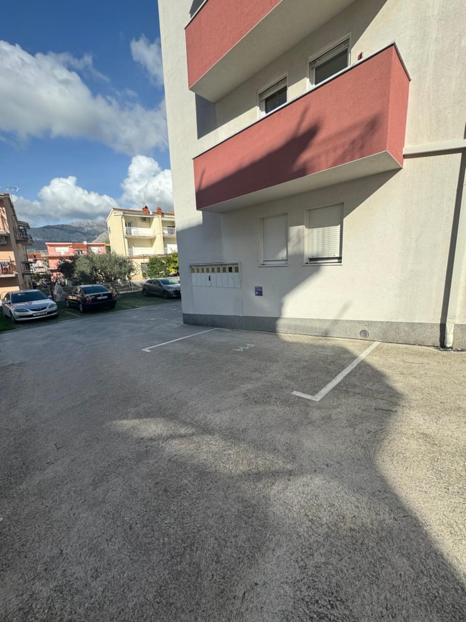 Apartment Charlie Apartment in Podstrana