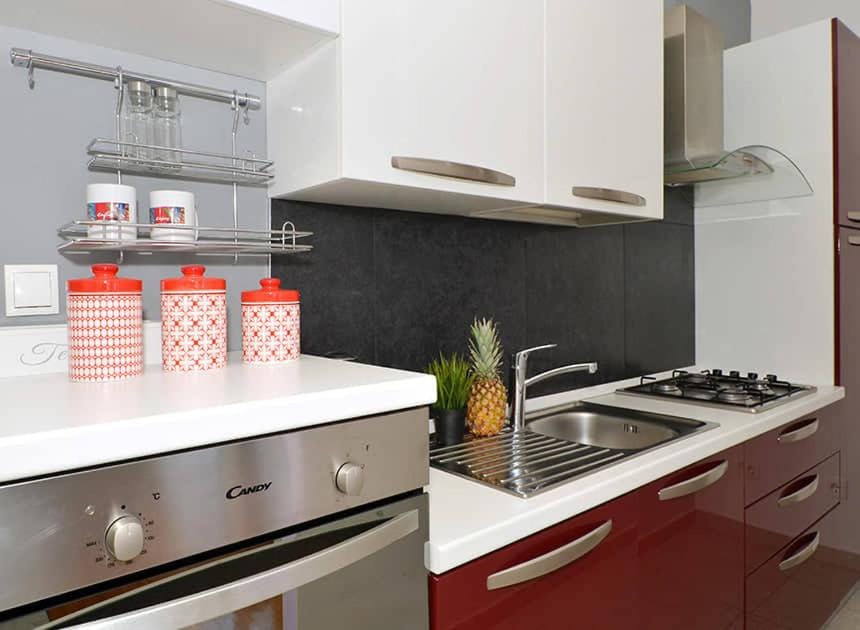 Apartment Charlie Apartment in Podstrana