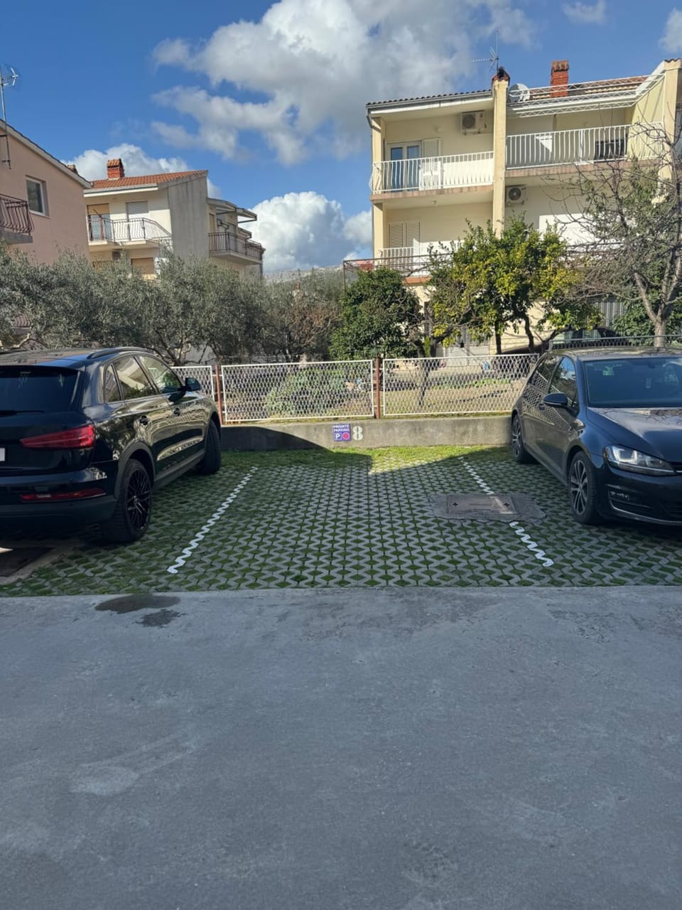 Apartment Charlie Apartment in Podstrana