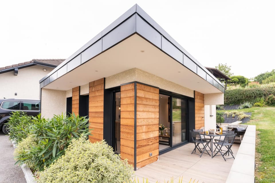 Joli T1 Bis avec Chambre - Cuisine - Salle de Bain Apartment in Haute-Savoie