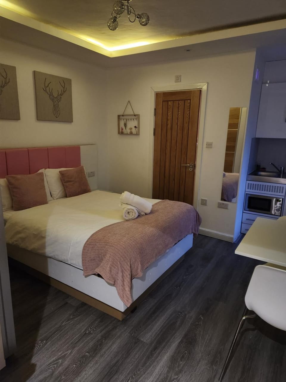Crosskeys Edinburgh Bed and Breakfast in Edinburgh