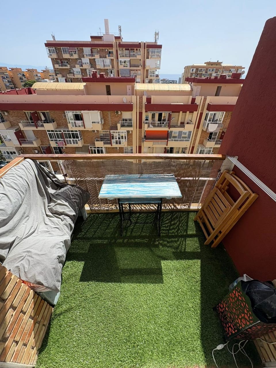 SWEET HOME BENALMADENA Estudio para NO FUMADORES con vistas al mar y excelente conexion wifi Non smoking studio with sea views and excellent WiFi Enjoy plenty of morning sun Apartment in Benalmadena