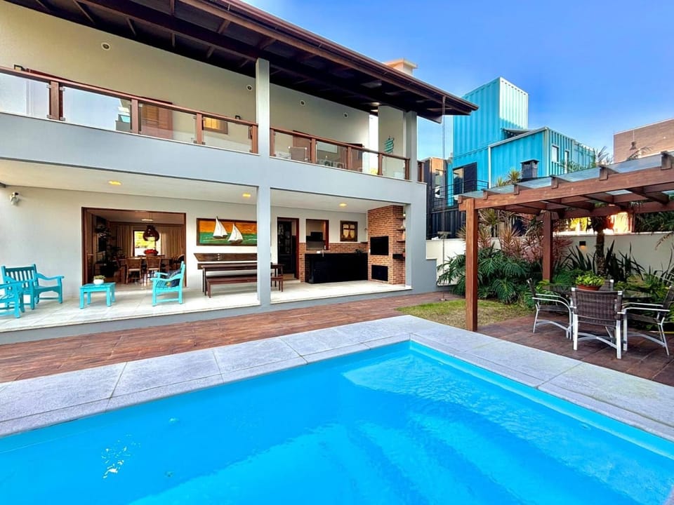 BBQ facilities, Swimming pool
