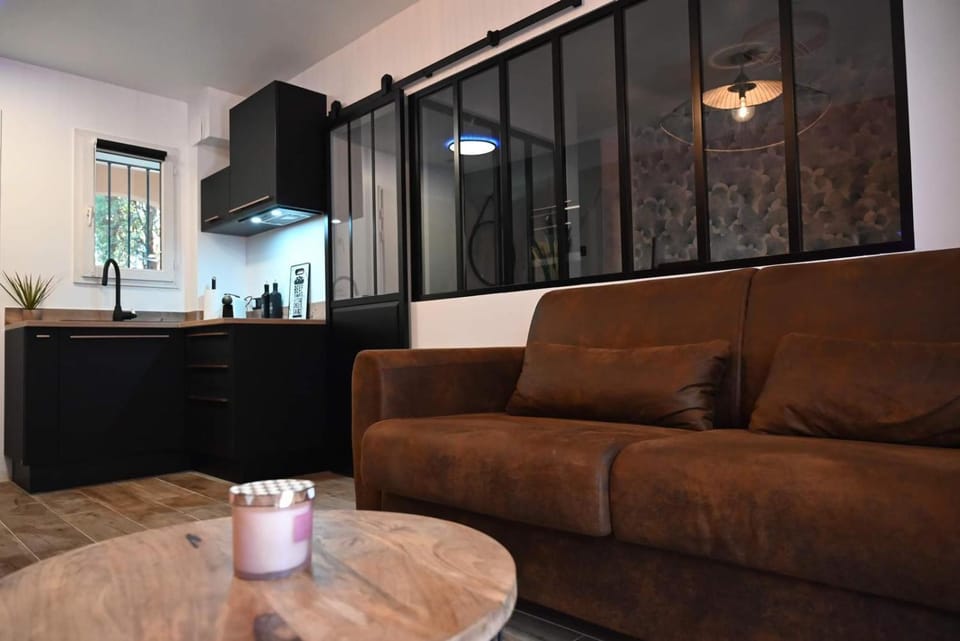 Appartement cosy & moderne à 180m de la plage Apartment in Sanary-sur-Mer