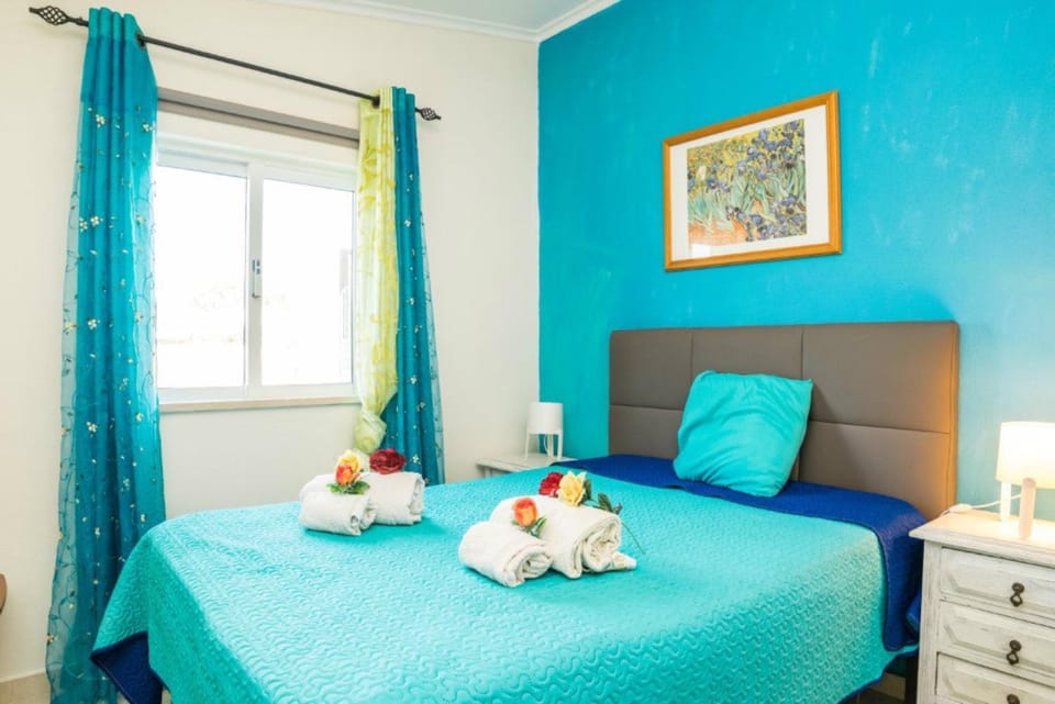 Property building, Living room, Bedroom