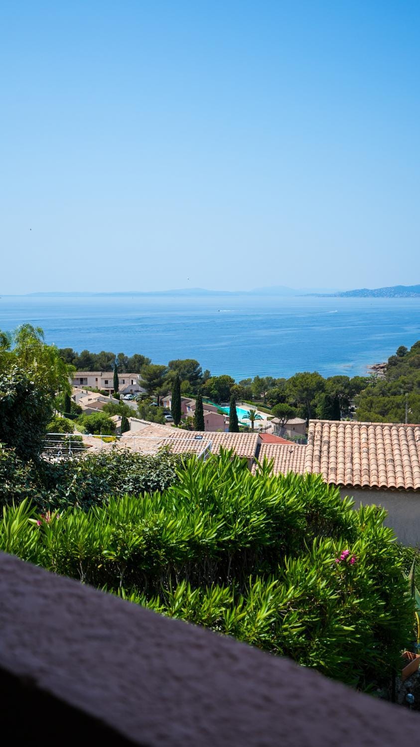 Duplex vue mer avec piscine à Boulouris Apartment in Saint-Raphael
