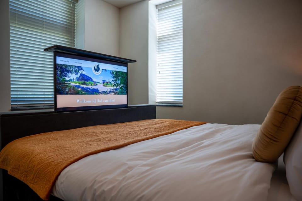 TV and multimedia, Bedroom