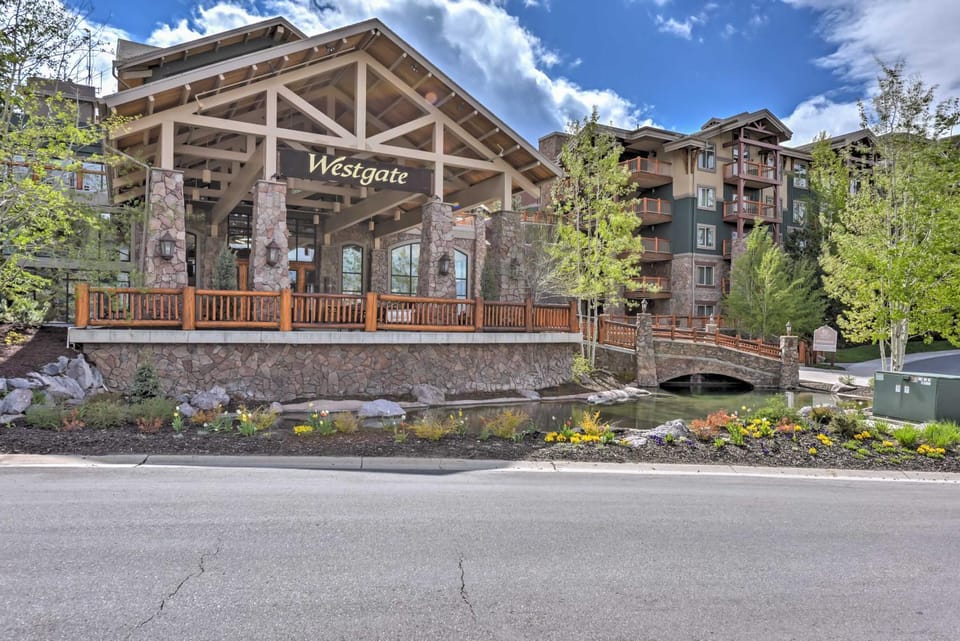 Inviting Park City Condo w/ Resort Amenities! House in Wasatch County