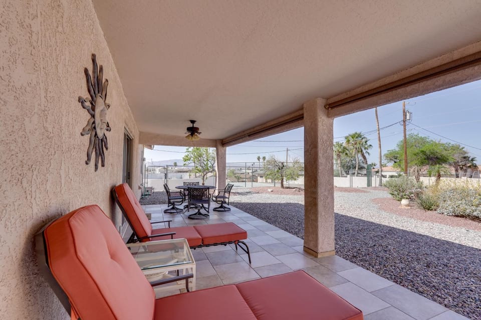 Arizona Retreat w/ Casita ~ 2 Mi to Lake Havasu House in Lake Havasu City